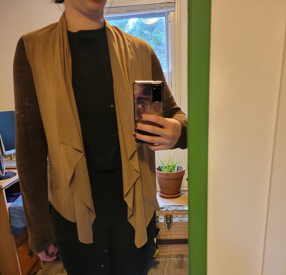 Tan suede cardigan - Picture 2 of 3
